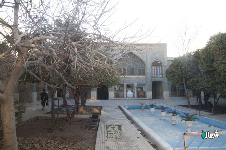 مدرسه آقا بابا خان