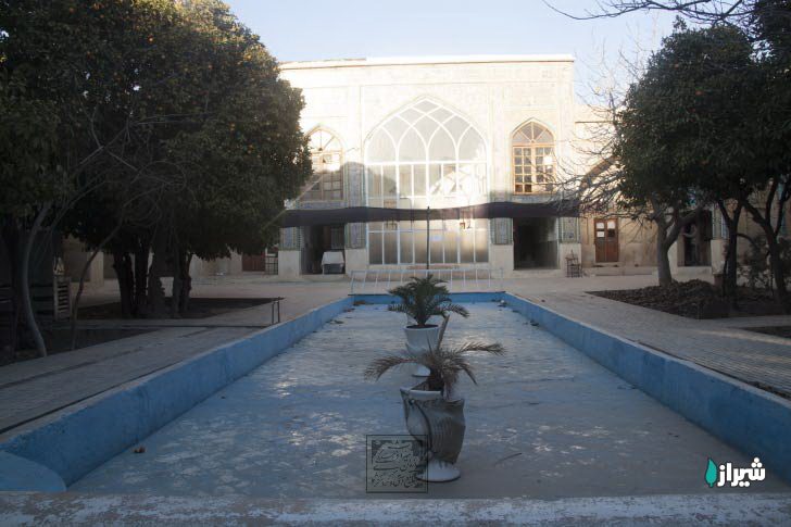 مدرسه آقا بابا خان — تصویر 2